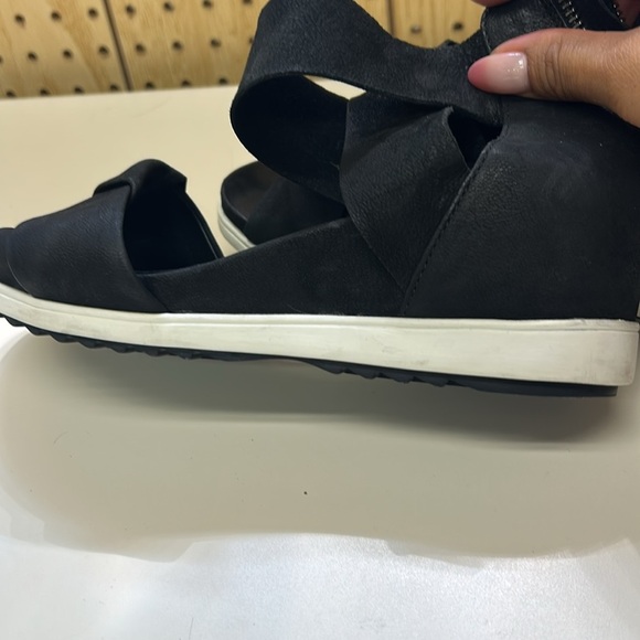 Viv Tumbled Nubuck Wedge Sandal - Picture 10 of 11